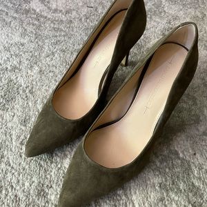 Lightly used Banana republic suede heels